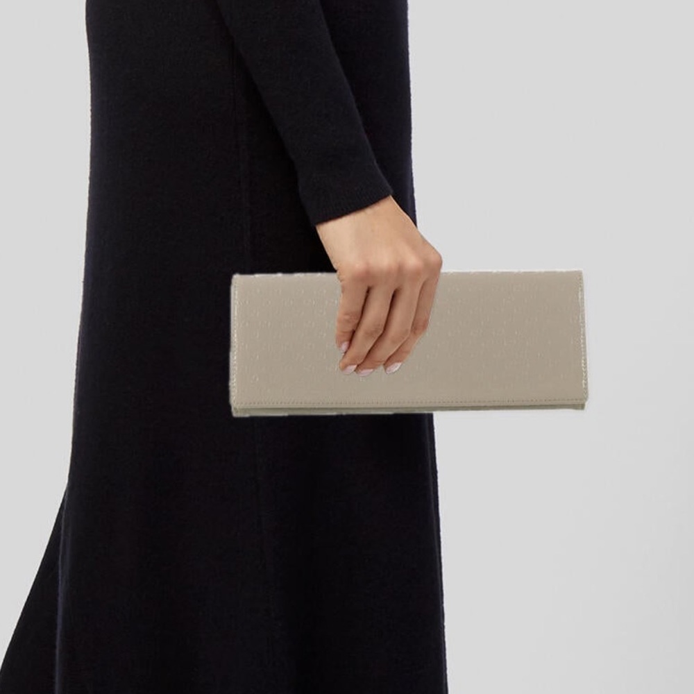 Gucci Clutch - Picture 2 of 10